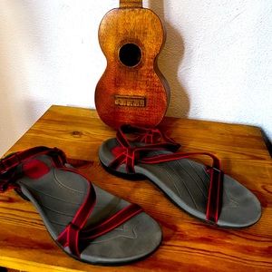 Teva Women’s Sandals Red Size 9.5